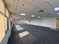 Peninsula Plaza (D6), Office #606792211